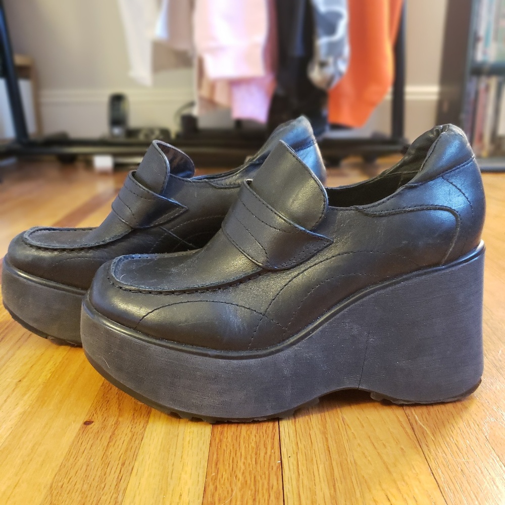 90s Chunky Steve Madden Platforms